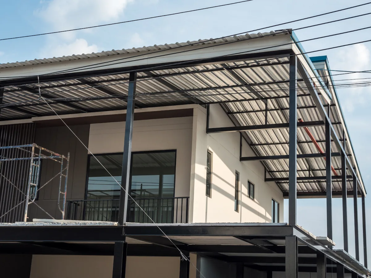 Atap Rooftop dari Kanopi Fiber Polycarbonate